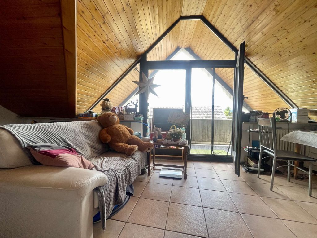 Wohnzimmer DG