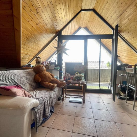 Wohnzimmer DG