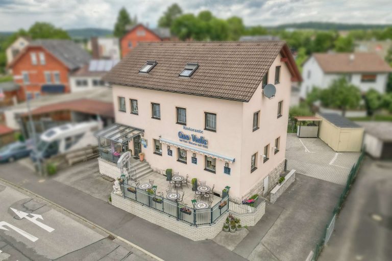 Gepflegtes Anwesen