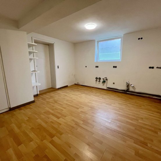 Küche mit Essbereich