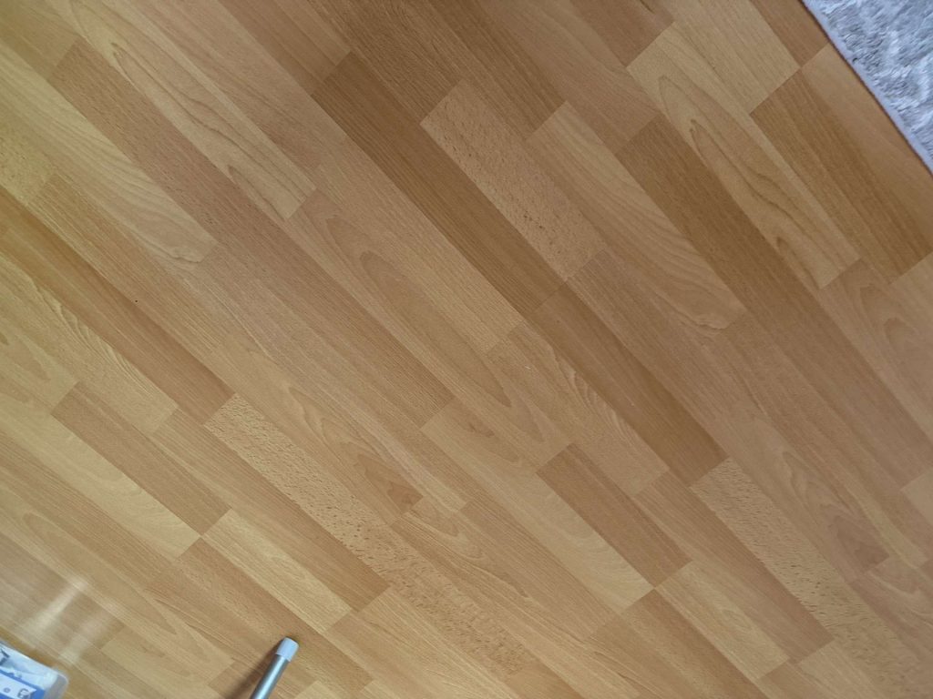 Laminatboden 1. OG